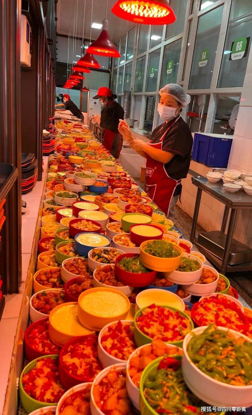 四川省江油中学:共担使命 共克时艰