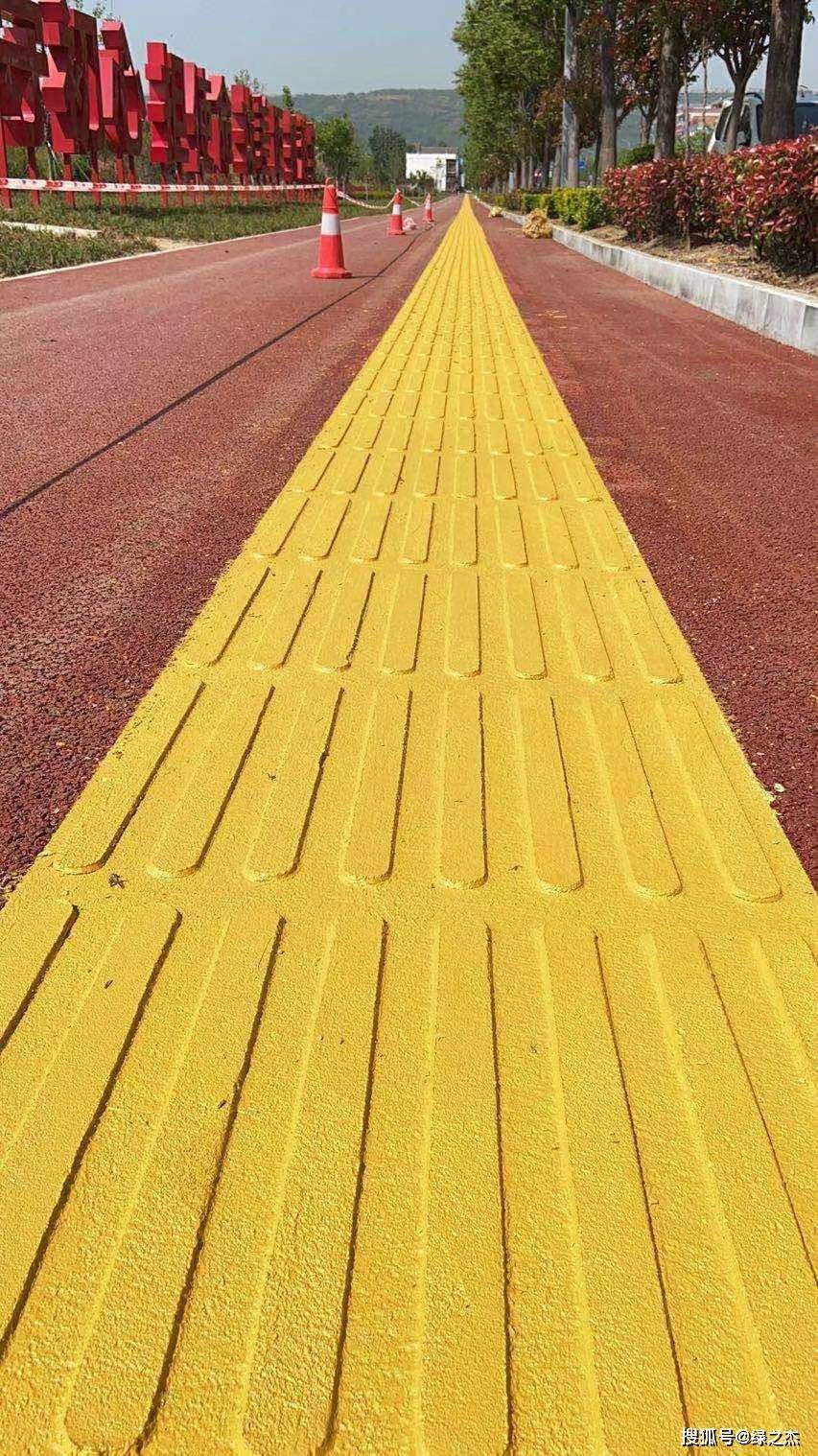 武汉伟胜高地坪专业承接各种道路热熔盲道划线施工,交通画线,网络线