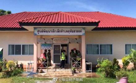 泰国幼儿园枪击案已造成38死 民众聚集哀悼