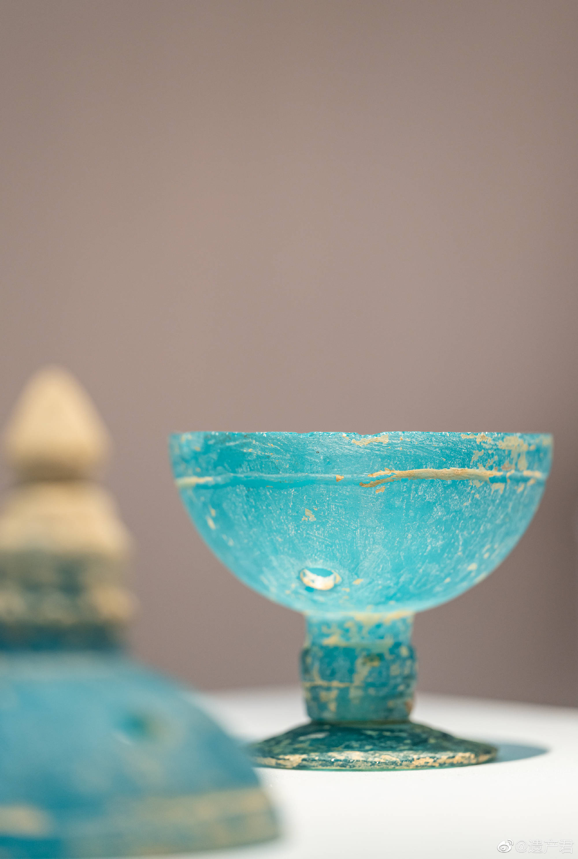 唐代玻璃熏炉, 这超前的设计和审美真绝了!_琉璃_称谓_包括