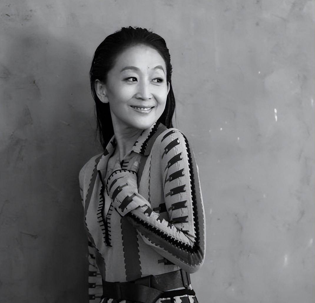 "人间异类"陈瑾:20年不吃米饭,一生不婚不育,究竟为何_陈金_陈进_孩子