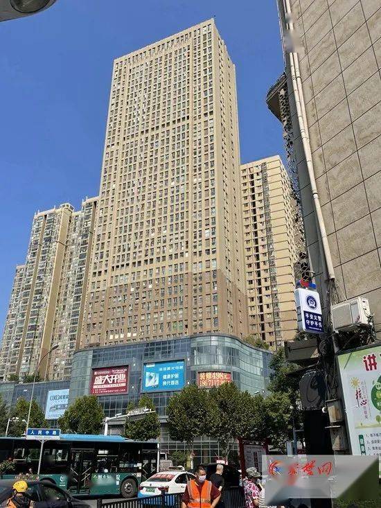 盘点十堰地标性建筑!第一高楼是它→_写字楼_办公_广场