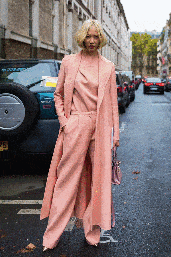 学会同色系穿搭,便宜货也能穿出高级感!_颜色_驼色_少女