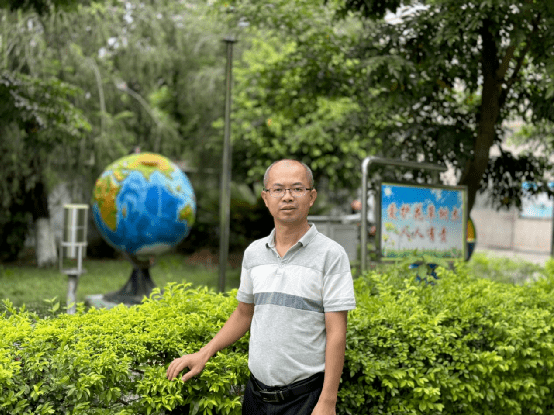 丰顺县东海中学校长图片