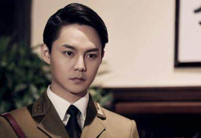 有种男人味叫尹正的寸头,bgm瞬间改变,却意外撞脸男神吴彦祖_演技