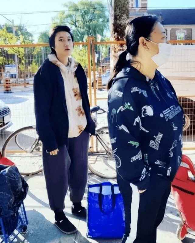 吳卓林憔悴現身顯落魄,街頭與拾荒者搶食物 2 a8b519c94768408cb79b6799e12006c9