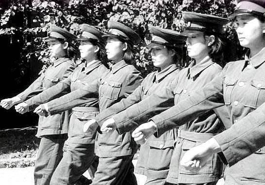 参加南昌起义的女性有多少?花一样的年龄,没一个逃兵_女兵_彭漪_工作