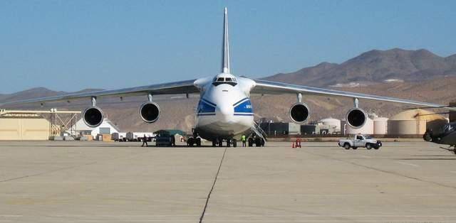 與安225和c5放一起比才明白差距所在_航空_運輸機_美國空軍