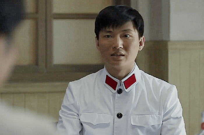 父母爱情:原著里是亚宁嫁给了王海洋,为何剧版却换成了江亚菲呢_电视