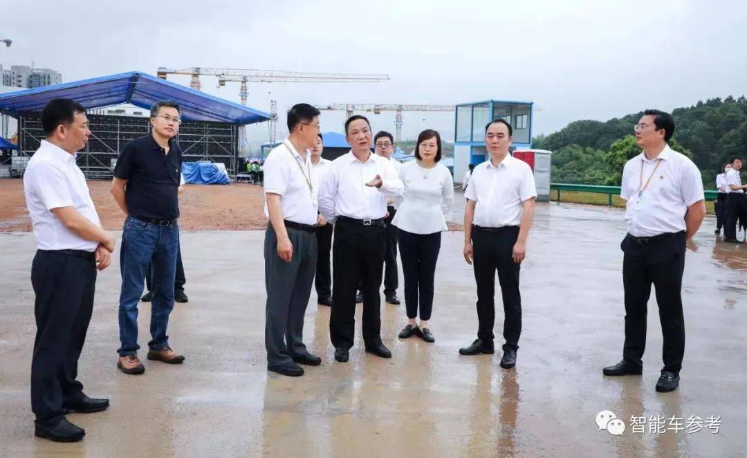 大疆教父李泽湘,返乡带出自动驾驶独角兽