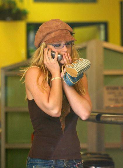 39岁布兰妮真的老了,曾经的甜美气质已不再,她到底经历了什么_身材_穿