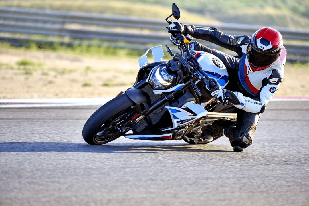 宝马摩托新 m 1000 r 户外特写_搜狐汽车_搜狐网