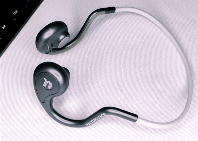 挂耳耳机哪个牌子好，盘点五款挂耳式蓝牙耳机推荐