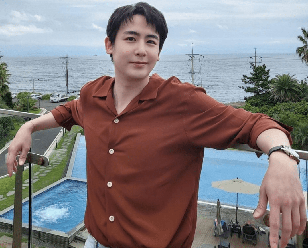 尼坤时隔12年再提《我结》,和宋茜差距越来越大,34岁就发福变形_节目