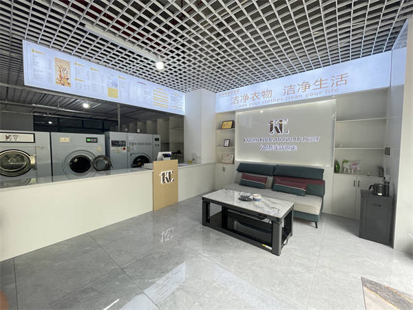 对于一些刚进入干洗行业的投资者来说,没有比较花大价钱去将店铺装修