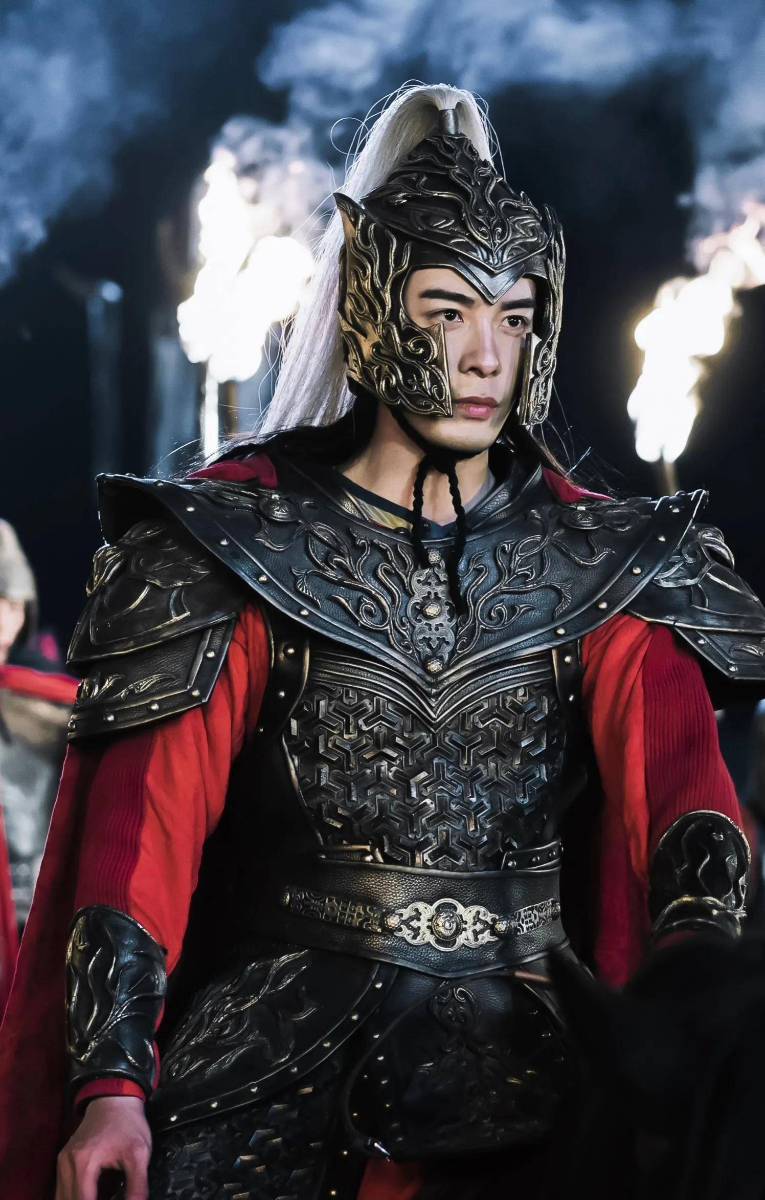 男明星的古装铠甲造型,任嘉伦成毅霸气,陈星旭让人眼前一亮_吴磊_肖战