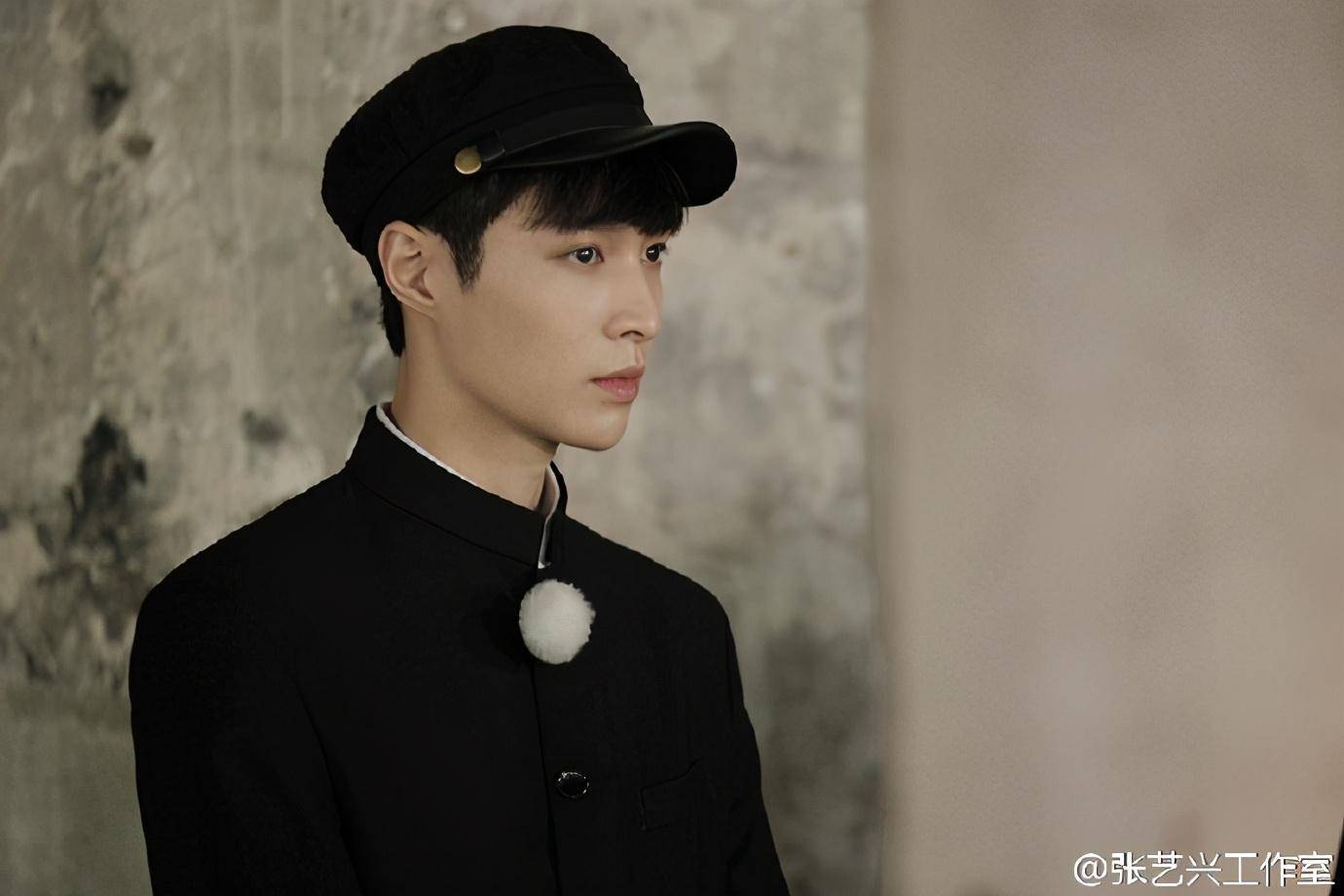 青涩少年已经成长为张总啦-张艺兴这些早年的照片你见过吗?