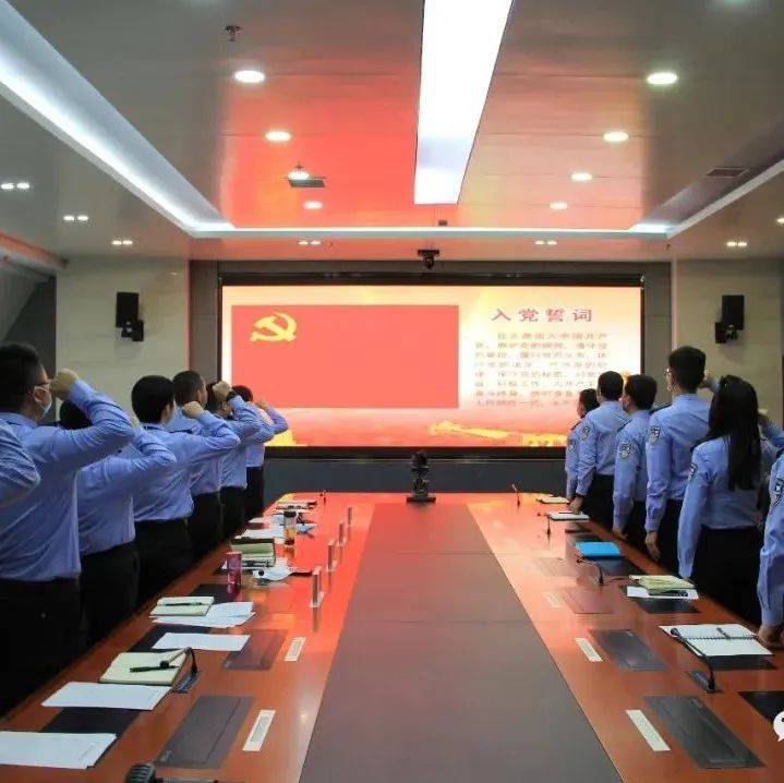 24小时守候“平安线”_工作_指挥中心_海东市公安局