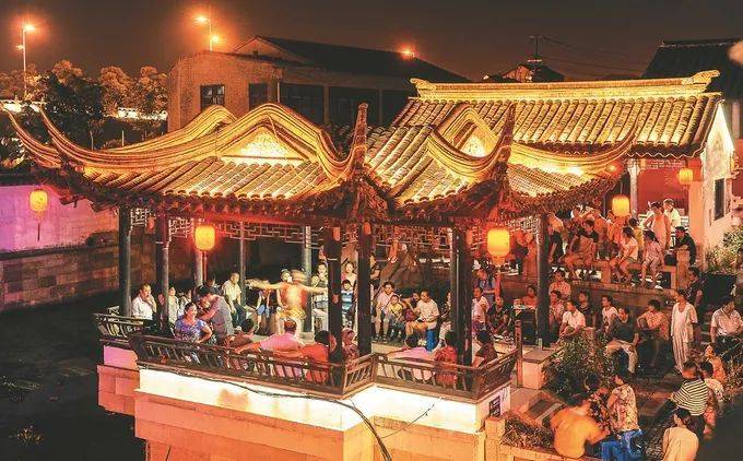 从2012年到2021年,江苏经济总量翻了一番多,但主要污染物排放总量不仅