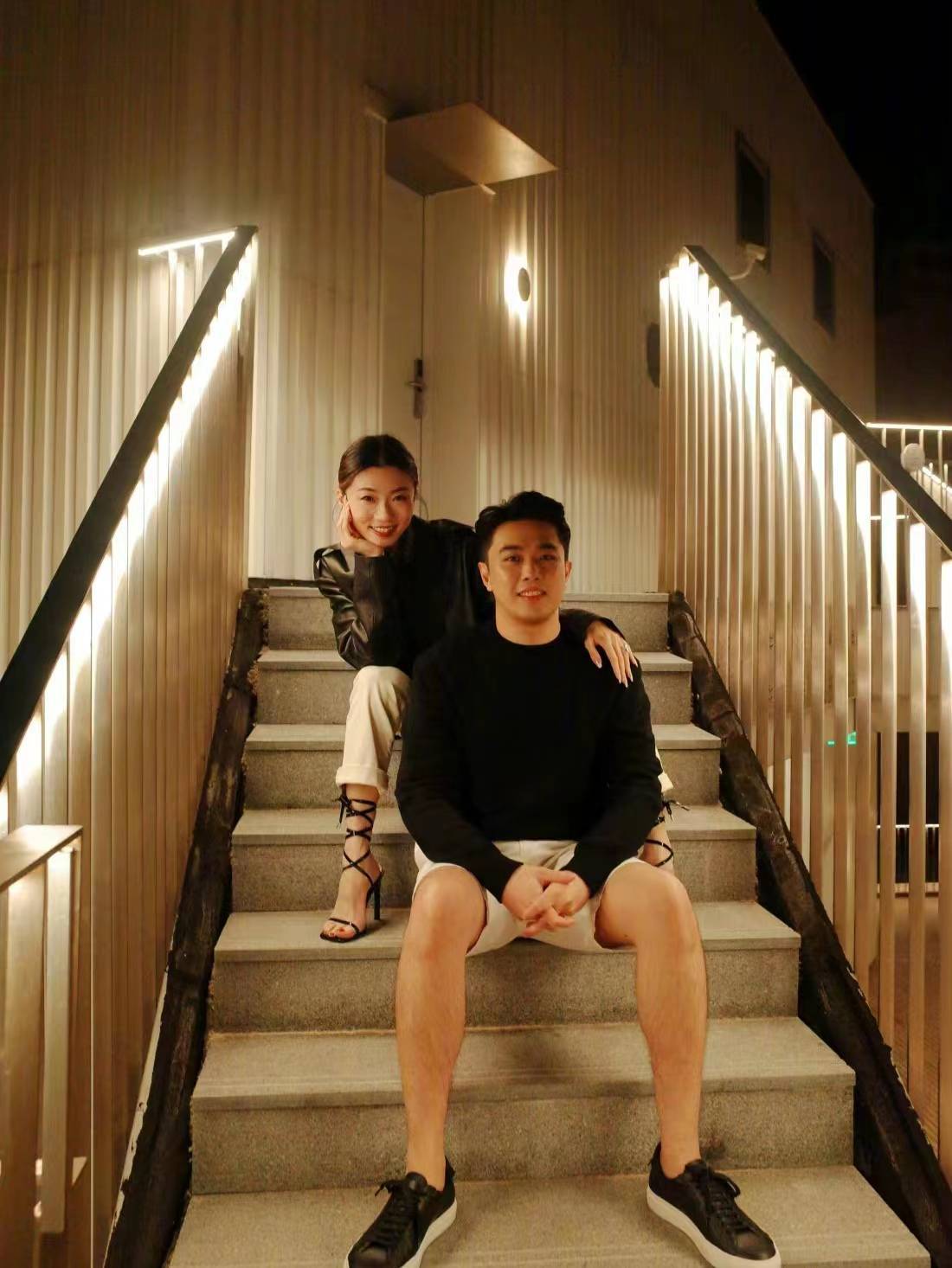 郑恺前女友程晓玥官宣新恋情,海边求婚照曝光,网友直呼男方好帅_男