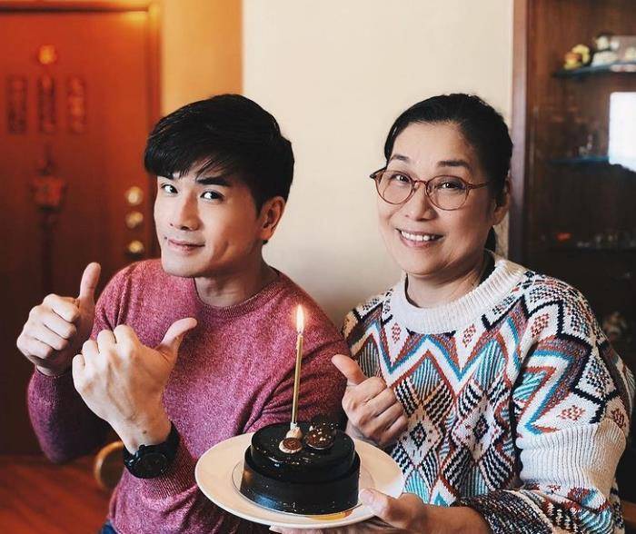 杨盼盼与女儿庆祝62岁生日,豪宅内景曝光,墙上张大千画作抢镜_伍允龙