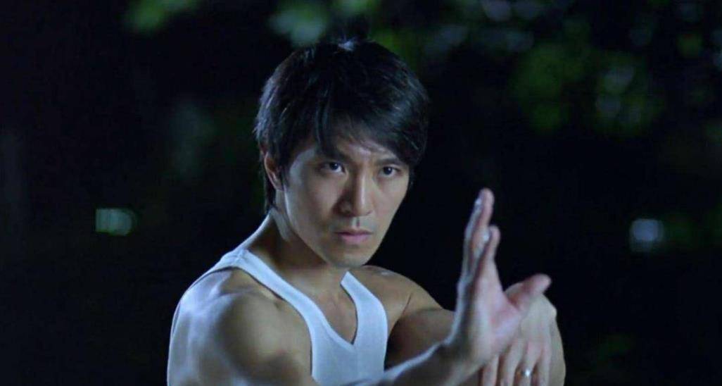 周星驰打架从没输过,战斗力甚至超越甄子丹?