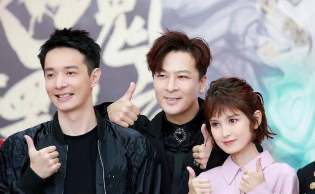 当主演于毅,刘智扬,肖茵惊喜同框时,《灵魂摆渡》的老粉丝们都兴奋不