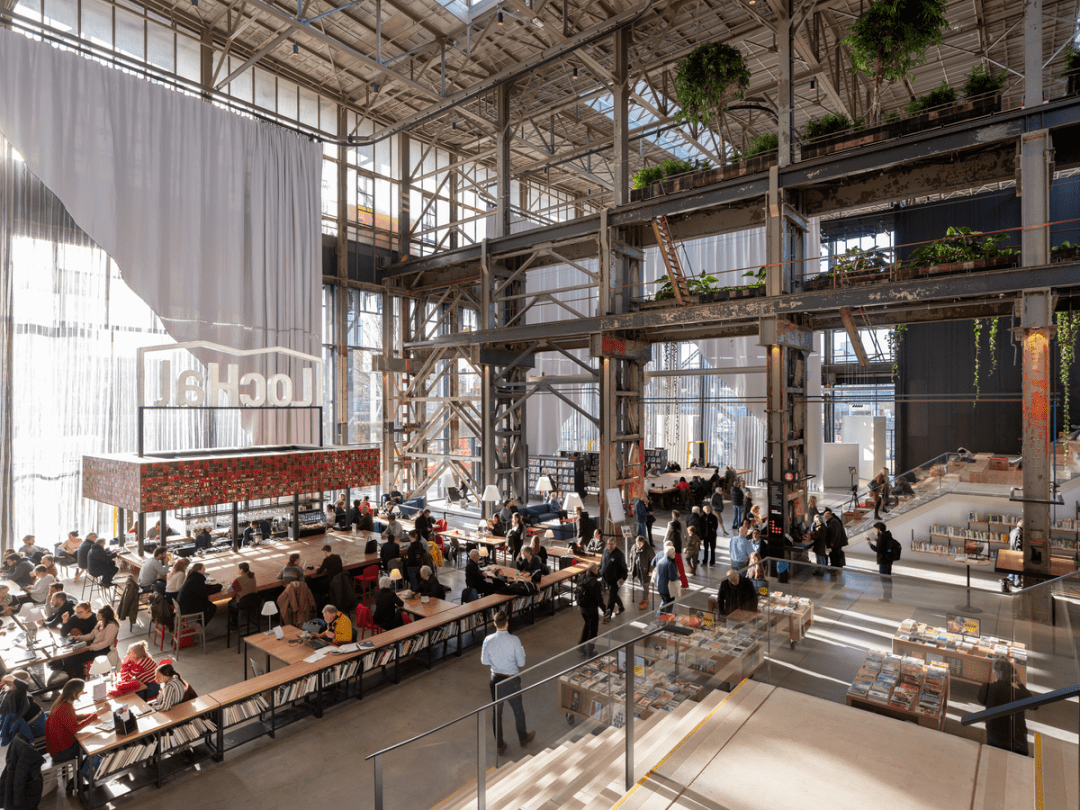 废旧厂房变身图书馆,这才是真正的工业风_lochal_空间结构_历史