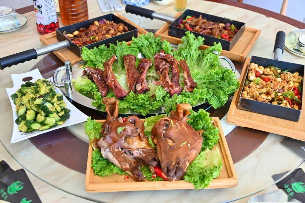 麻辣羊头,戳子肉,好吃的特别多!_店里_杂谈_牛头