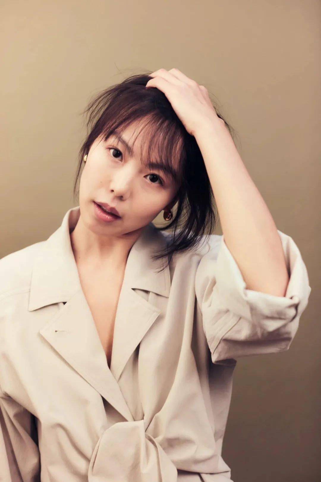 如何成为氛围感美人,看这篇!_金敏喜_衣服_基础