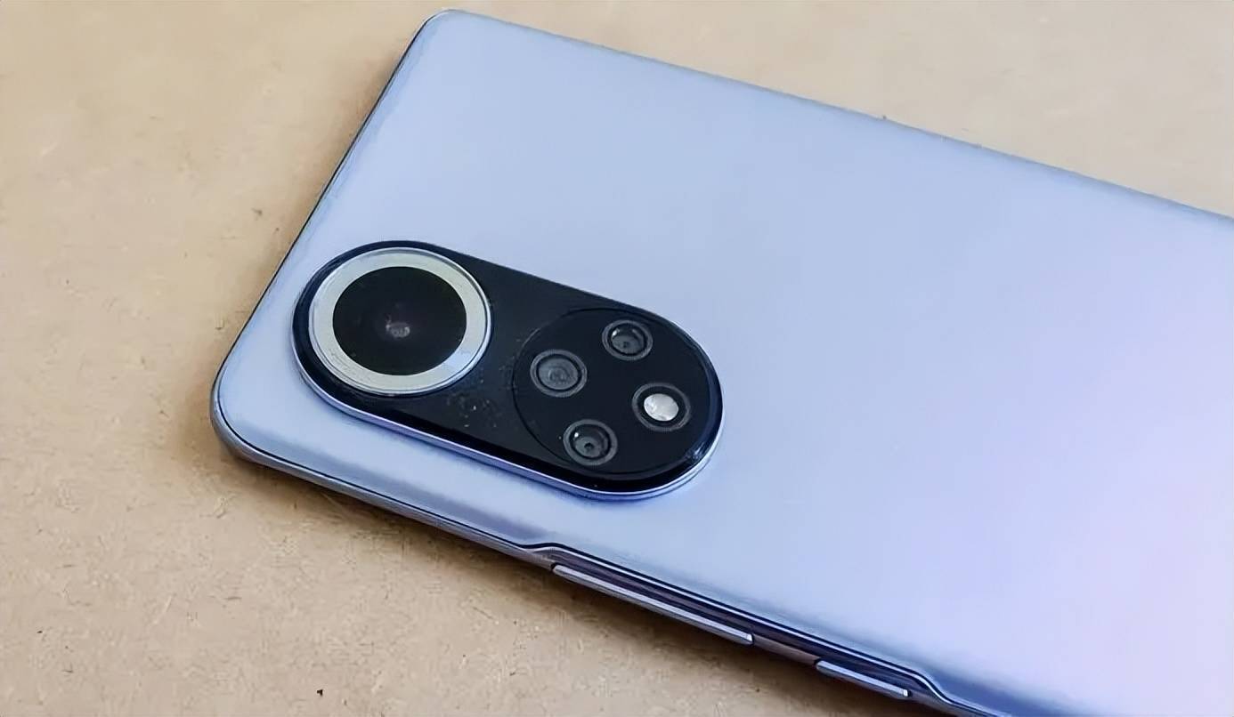 性能比肩mate50e,售价却还不到一半,华为四摄手机仅售2099元_nova