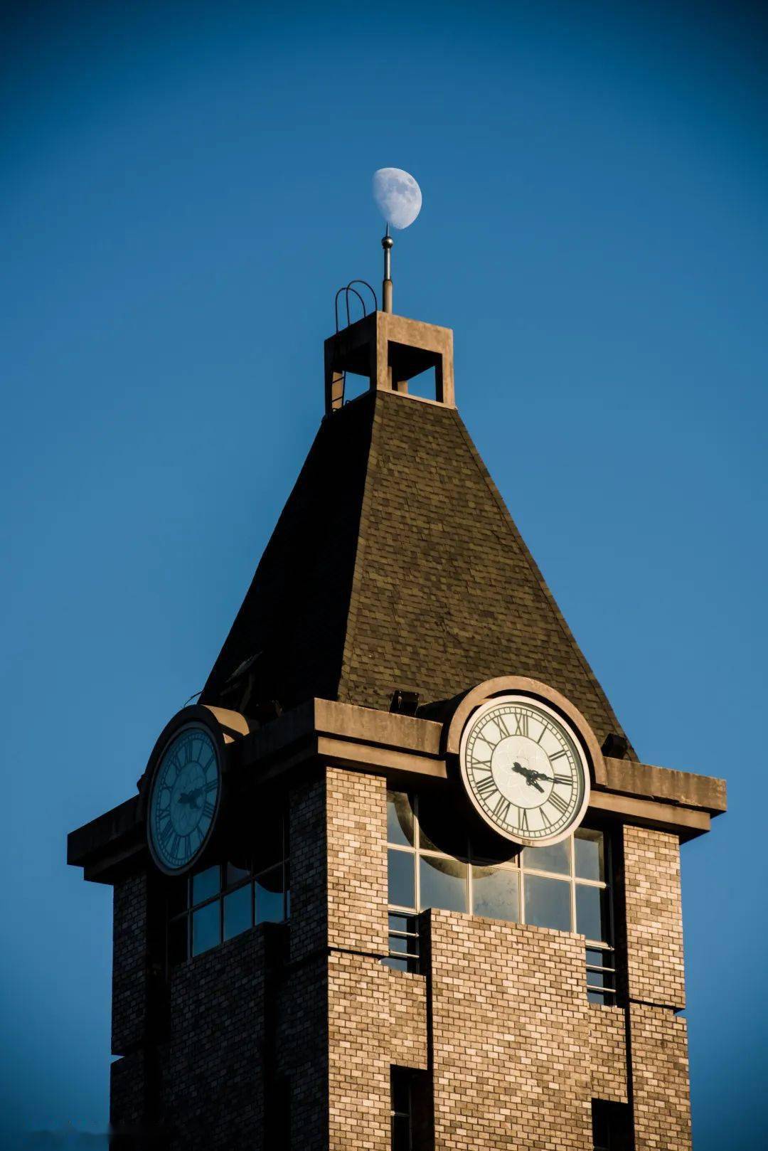 原来你是这样的钟楼!_学子_钟声_大东