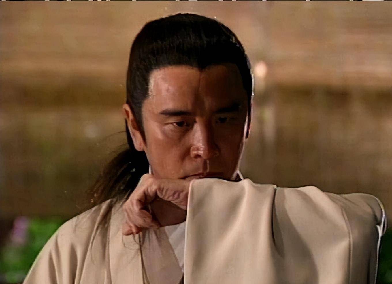 《雪花神剑》罗玄&聂小凤:师徒恋伊始,无言的心动_玄凤_魔教_观众