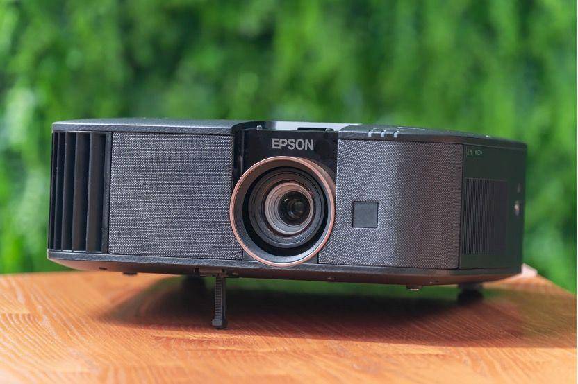 高端 4K 灯泡投影机到底有多强,爱普生 CH-TW6280T 测评详解告诉你