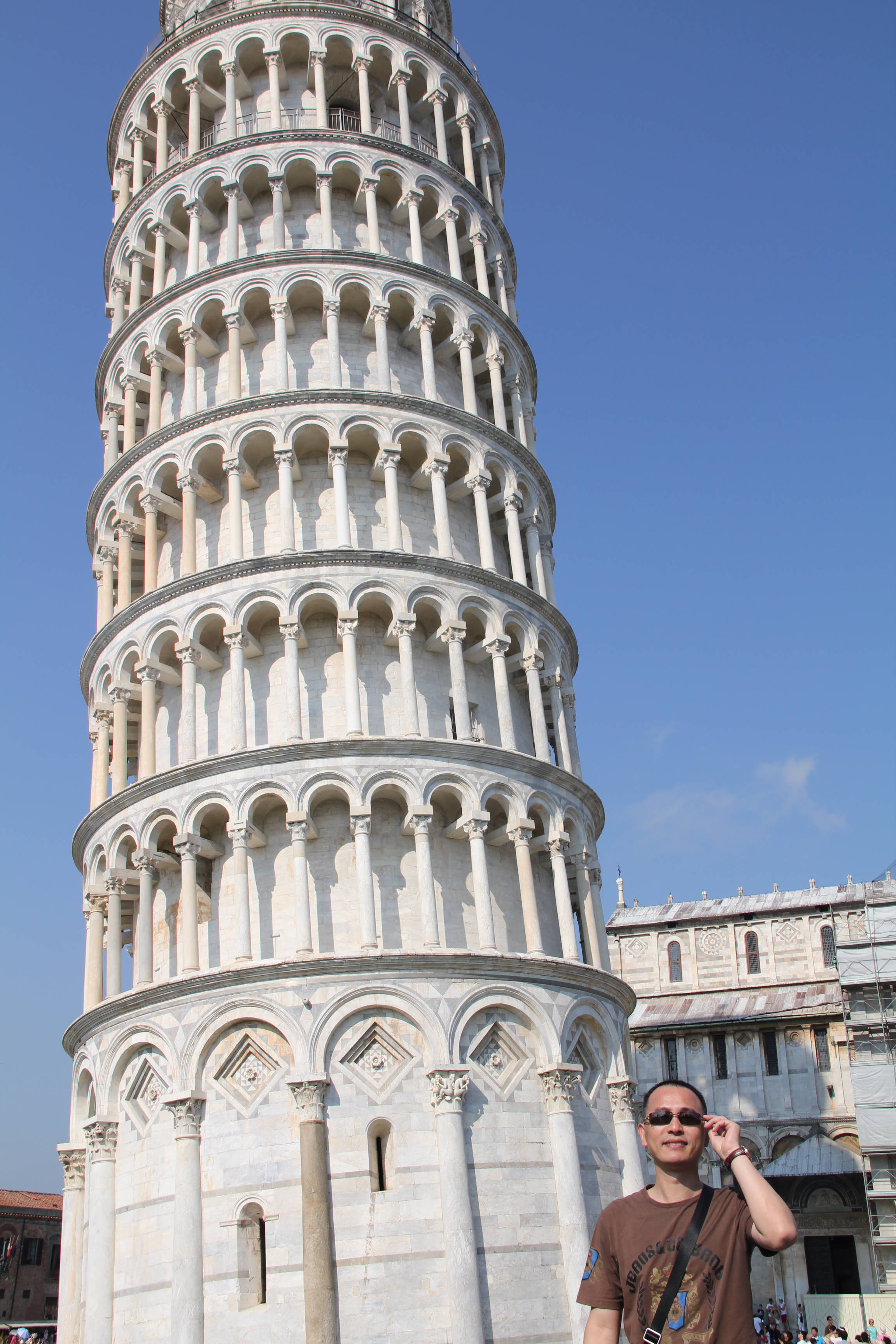 世界闻名之比萨斜塔_建筑_汽车_佛罗伦萨