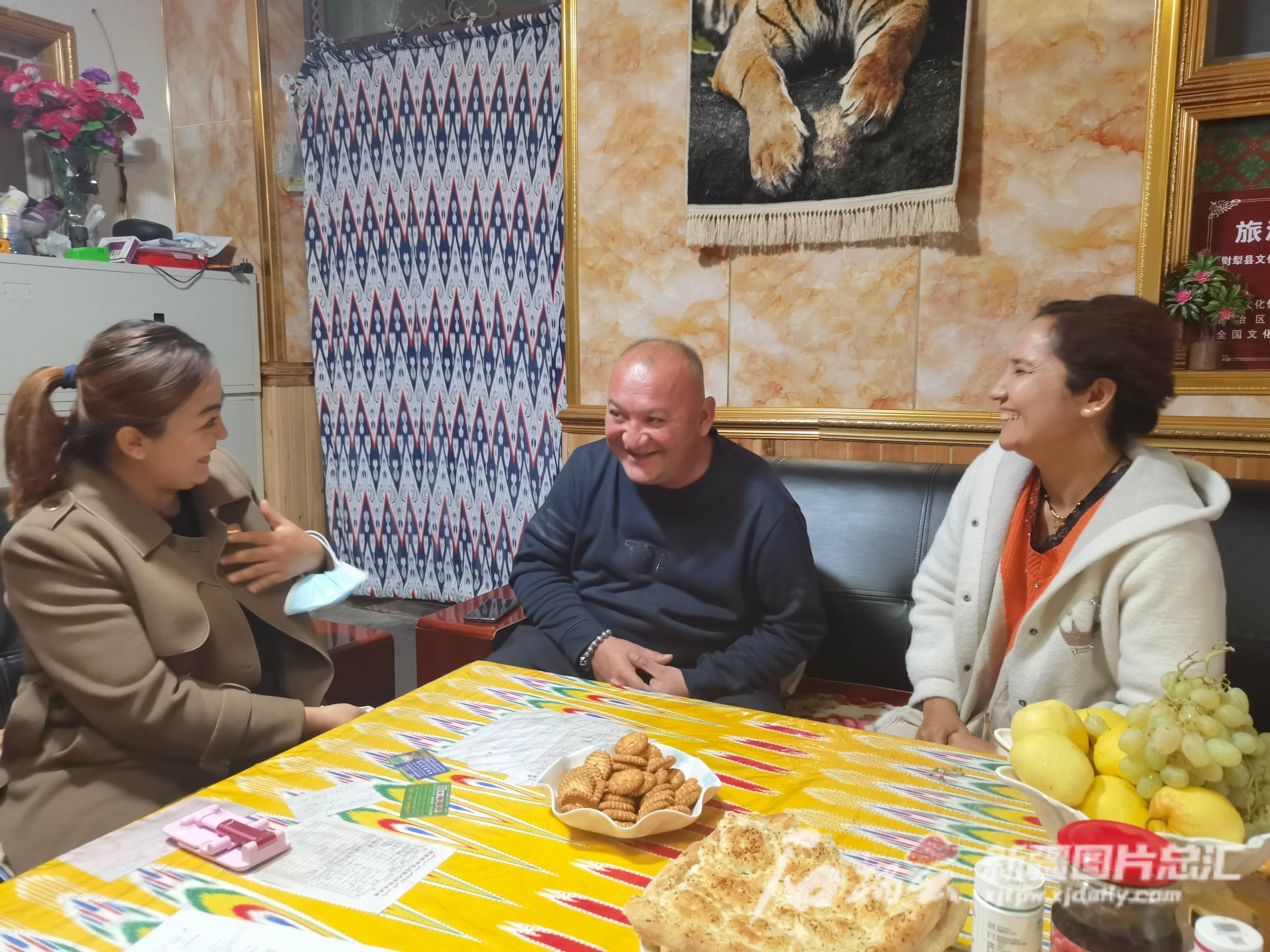 尉犁县兴平镇达西村:让村民腰包更鼓精神更亮堂