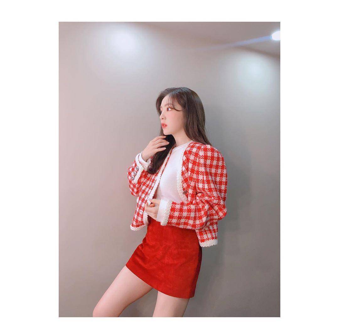 神颜裴珠泫私服穿搭,可爱甜美还休闲,小个子女生的穿搭模板_irene