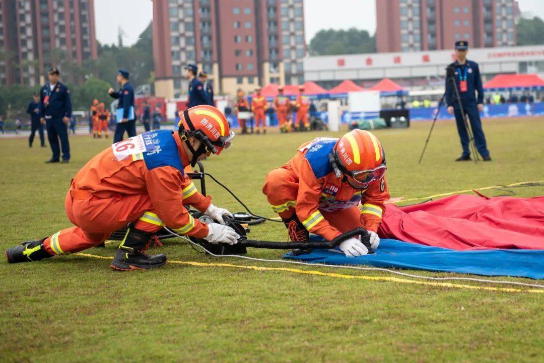 金秋十月，四川消防吹响全员练兵交锋号角！