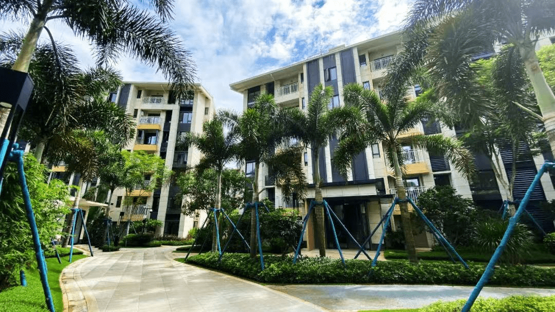 海口保利六千树106-142㎡花园洋房,均价1.55万火热销售中!