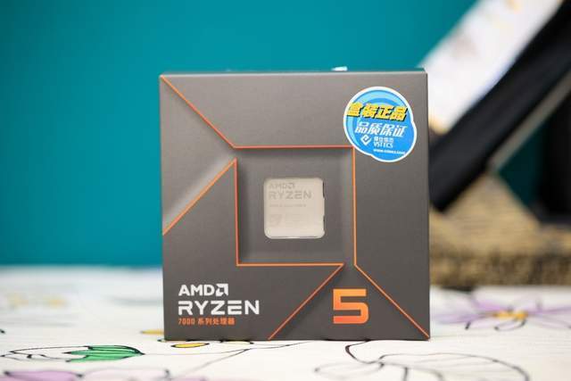 就是这么顶，超豪华供电，技嘉小雕X670 AORUS ELITE AX主板评测体验