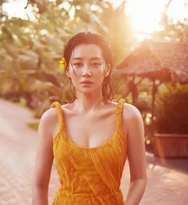 象许晴这些半老徐娘, 何以成为30岁男子的梦中情人_时候_因为_什么