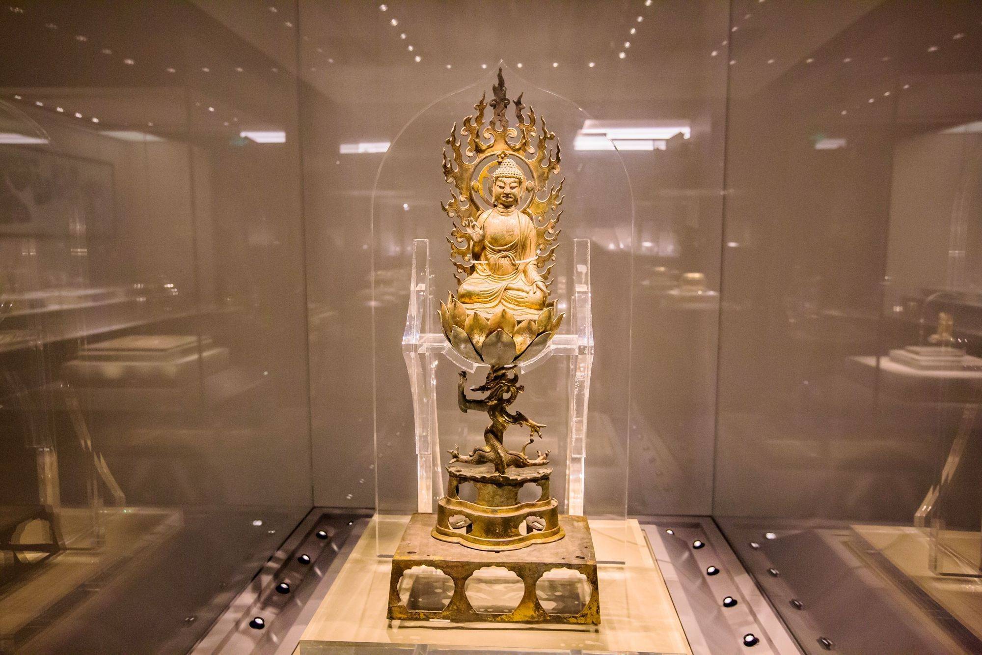 杭州雷峰塔文物馆,藏品众多,免门票,展有雷峰塔中最大的造像_古物_五