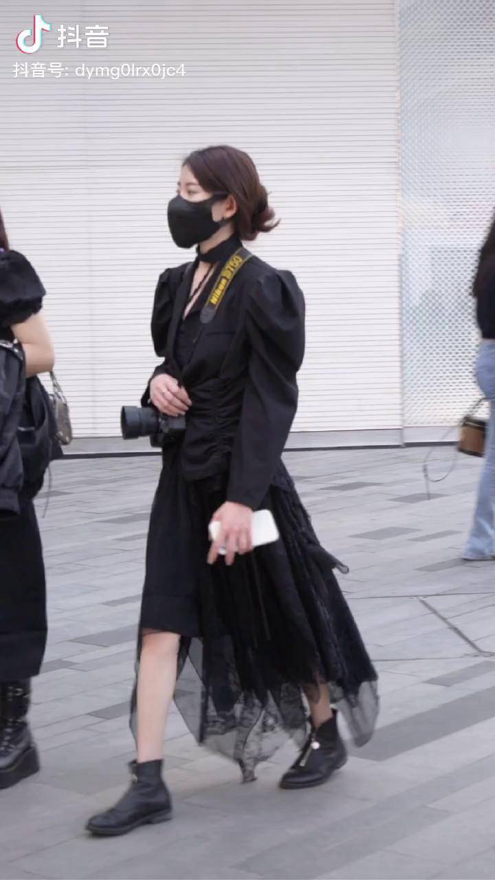 关于街拍摄影亮哥视频教程的信息