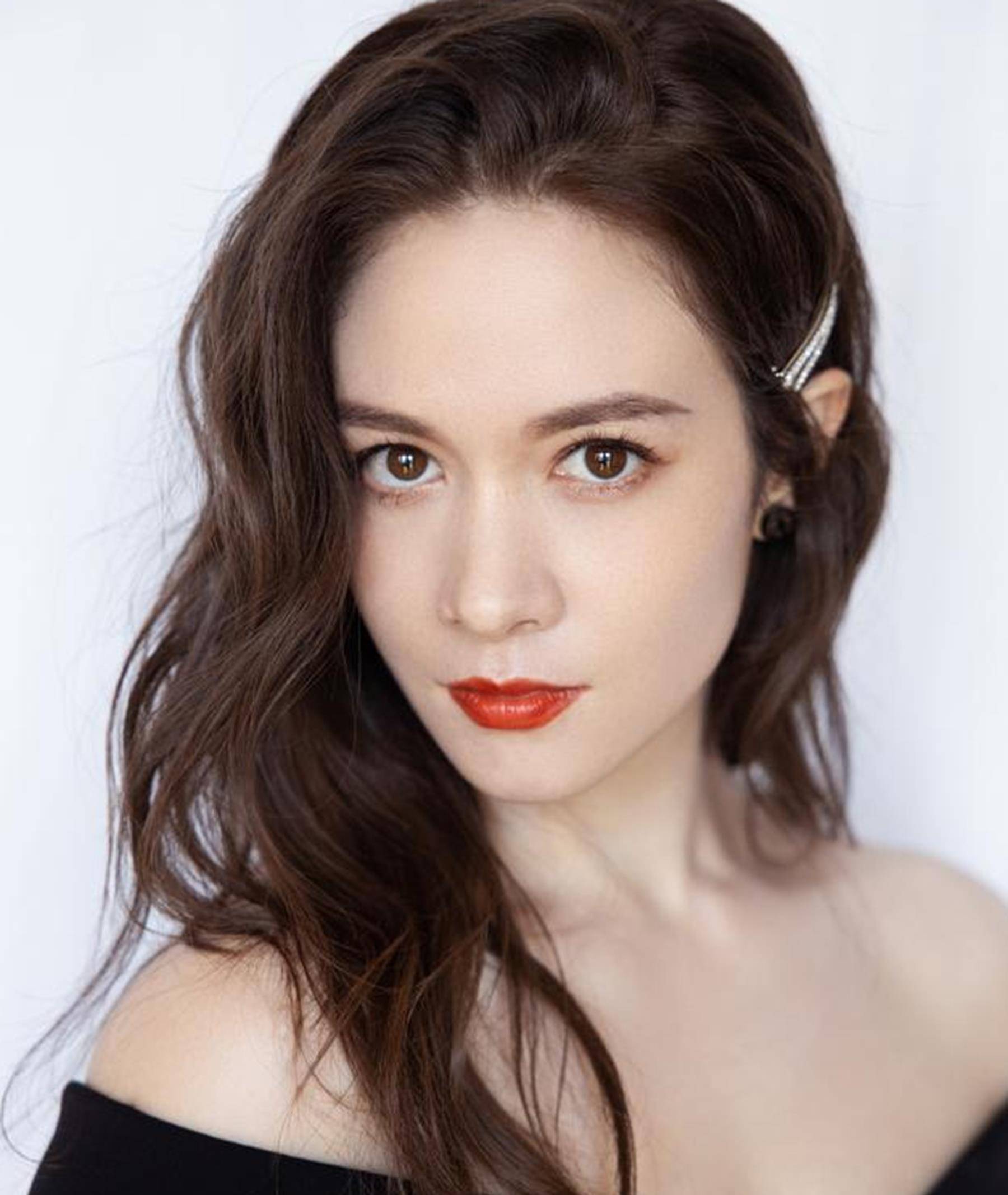 她曾经和窦骁合作过,窦骁是谁呢?