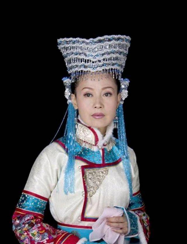 母亲阿巴亥深受大汗喜爱,本不该殉葬,却为何走上不归路_努尔哈赤_褚英