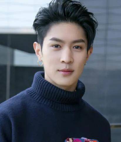 陈思诚镜头下的"唐探"美男,邱泽排第四,第一越老越帅_马伯骞_角色