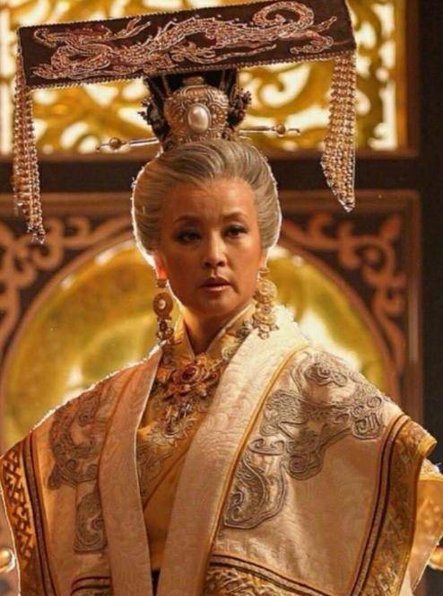 武则天成为皇帝后改了国号,为什么最后还是把王位还给了李家?