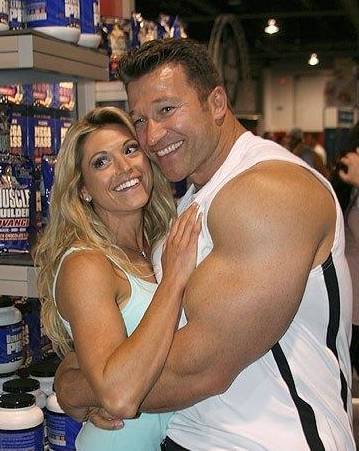 "德国健美皇帝"施莱坎普,战胜过8届奥赛冠军罗尼的巨人_冈特_比赛