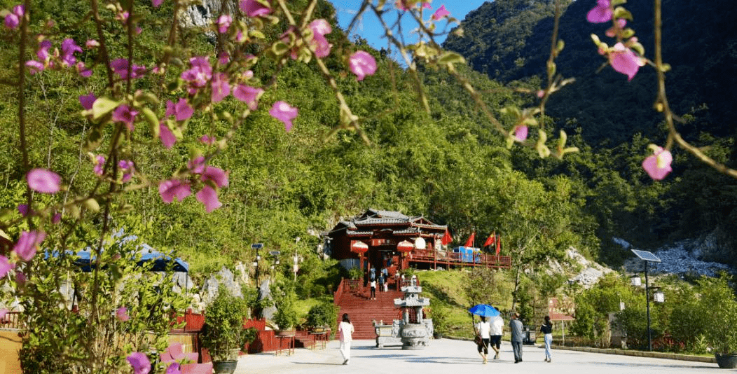 长乐宫景区▲罗城米椎林乡村旅游区▲天峨县山旮旯生态农业旅游区