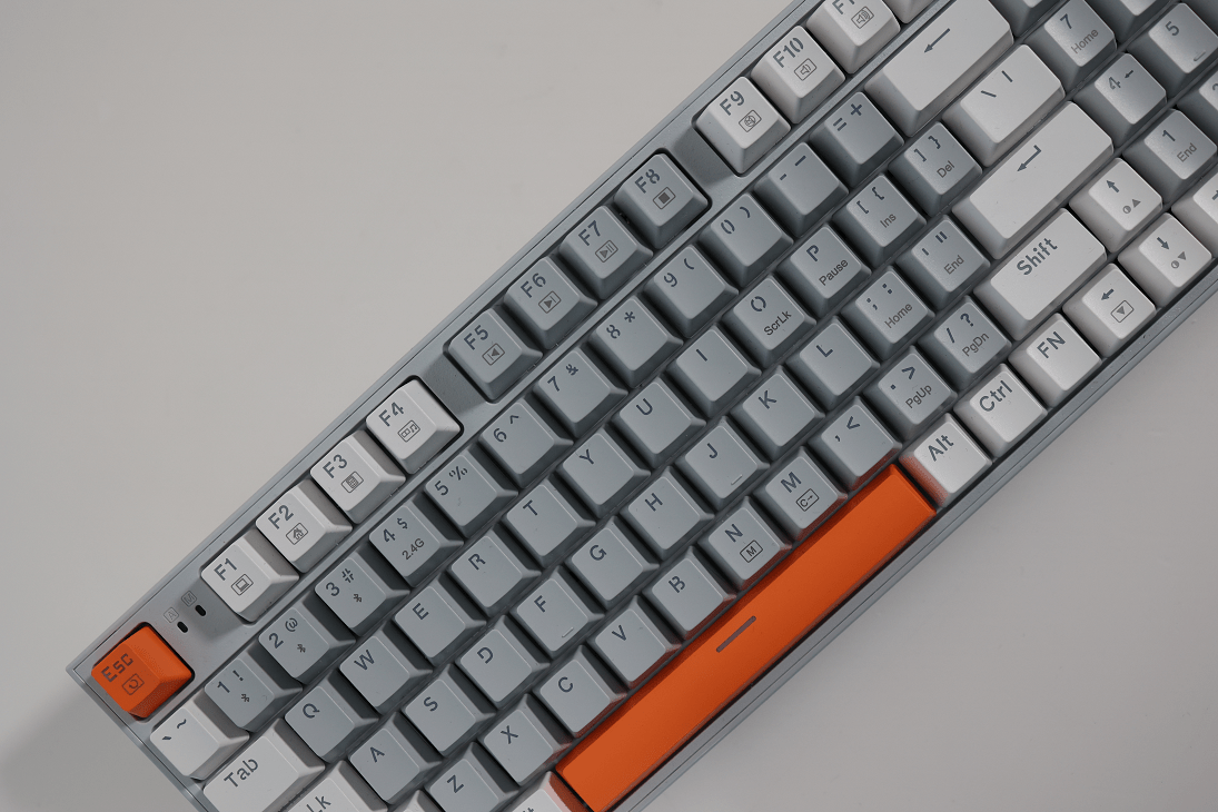 机械师k500三模无线蓝牙游戏机械键盘评测:如此不同的键盘_设计